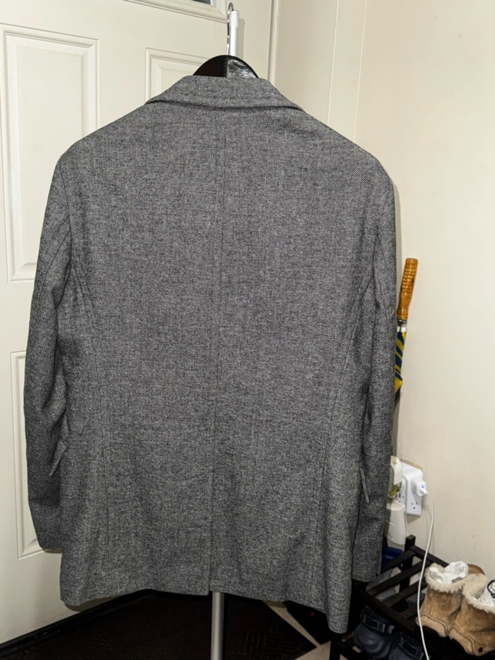 BOSS I Men's I Blazer I Two-Button I Textured I Blazer I 40R - Picture 3 of 7
